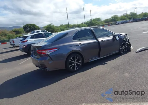 2020 Toyota Camry Se из США, поврежденный, VIN 4T1G11AK7LU962743